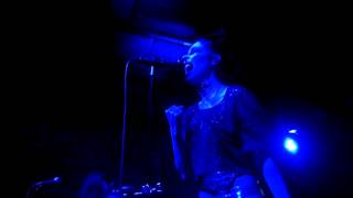 HD Dum Dum Girls - In The Wake of You (live from Brooklyn Bowl)