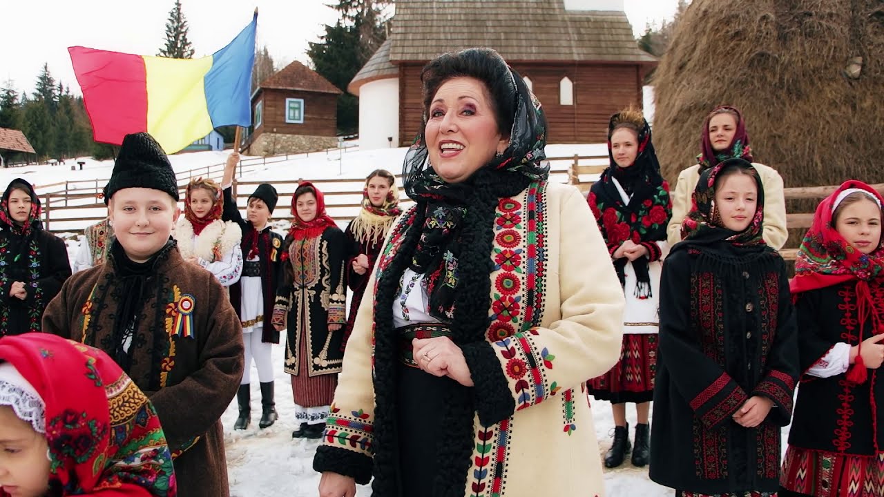 Maria Salaru si grupurile „Floricica” , „Boboceii” si ”„Spic de Grau”  -Lăsati România-n pace !