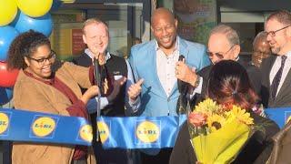 Lidl opens in Danville