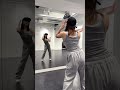 ダンス練習 👀 身軽すぎて別人みたいw 何が変わったかわかる？#dance #shorts