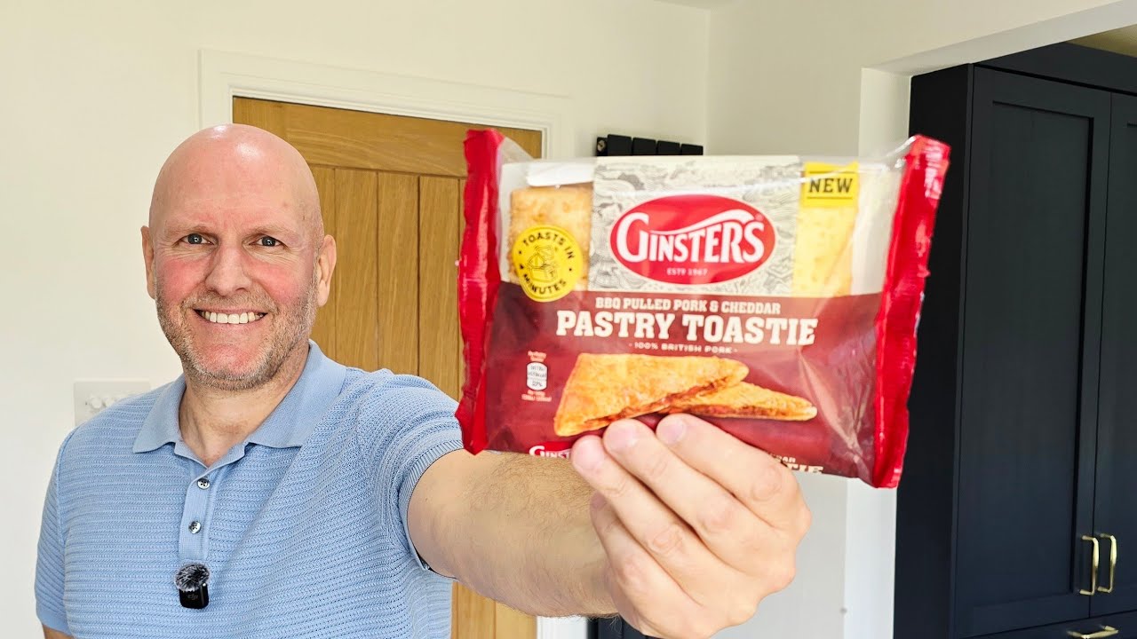 Reviewing NEW Ginsters Pastry Toastie OMG!