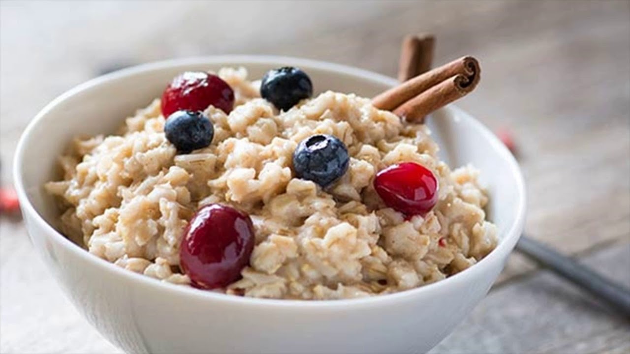 Ideal Dish For Runners Is Oatmeal- Energizing Foods To Eat After A Morning Run camera iphone 8 plus apk