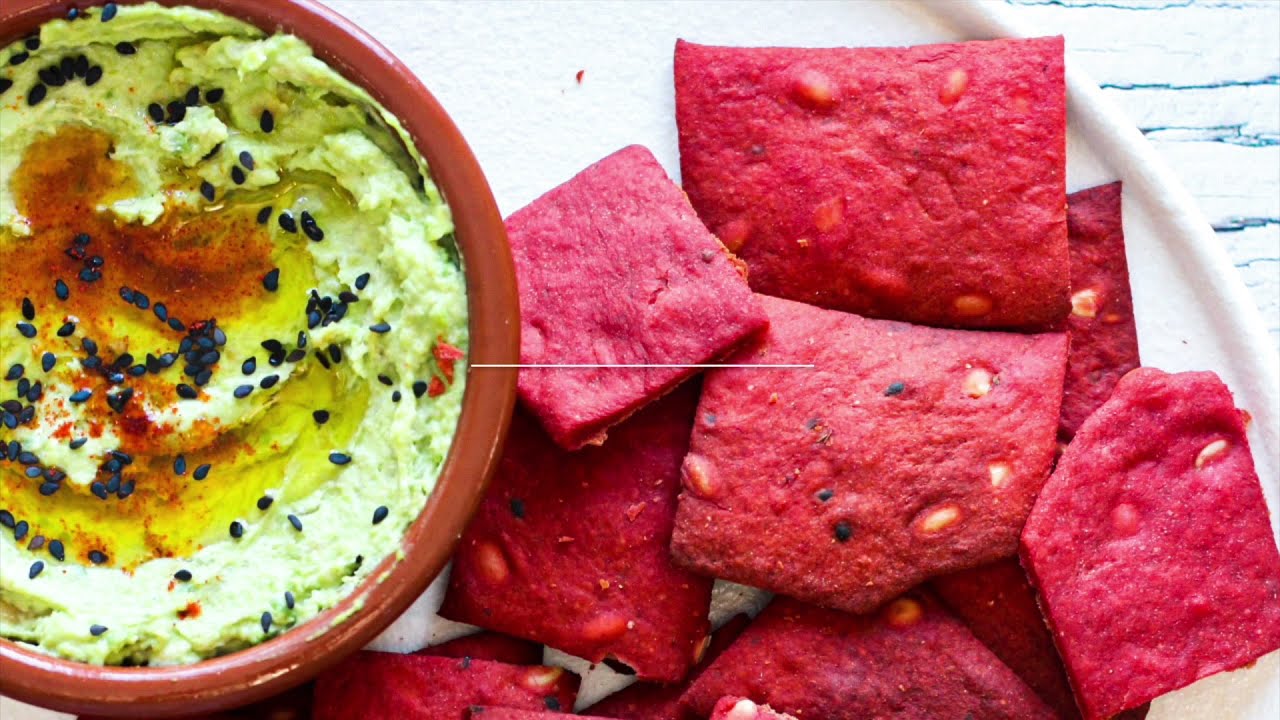 Whole wheat beetroot cracker