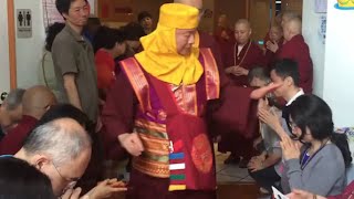 20160623聖尊蓮生活佛盧勝彥於午餐後給大眾摩頂加持－TBSN高清版