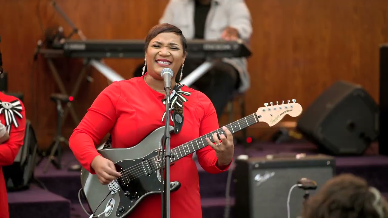 B&H Gospel Singers - Crossroad (LIVE Quartet Crossroads Fire