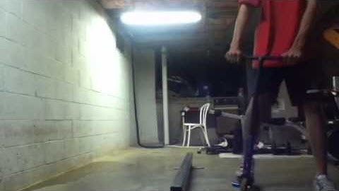 How to Grind a Rail (scooter)