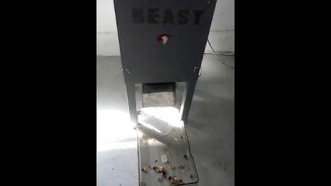 Nut Cracker Machine - The Beast (How 