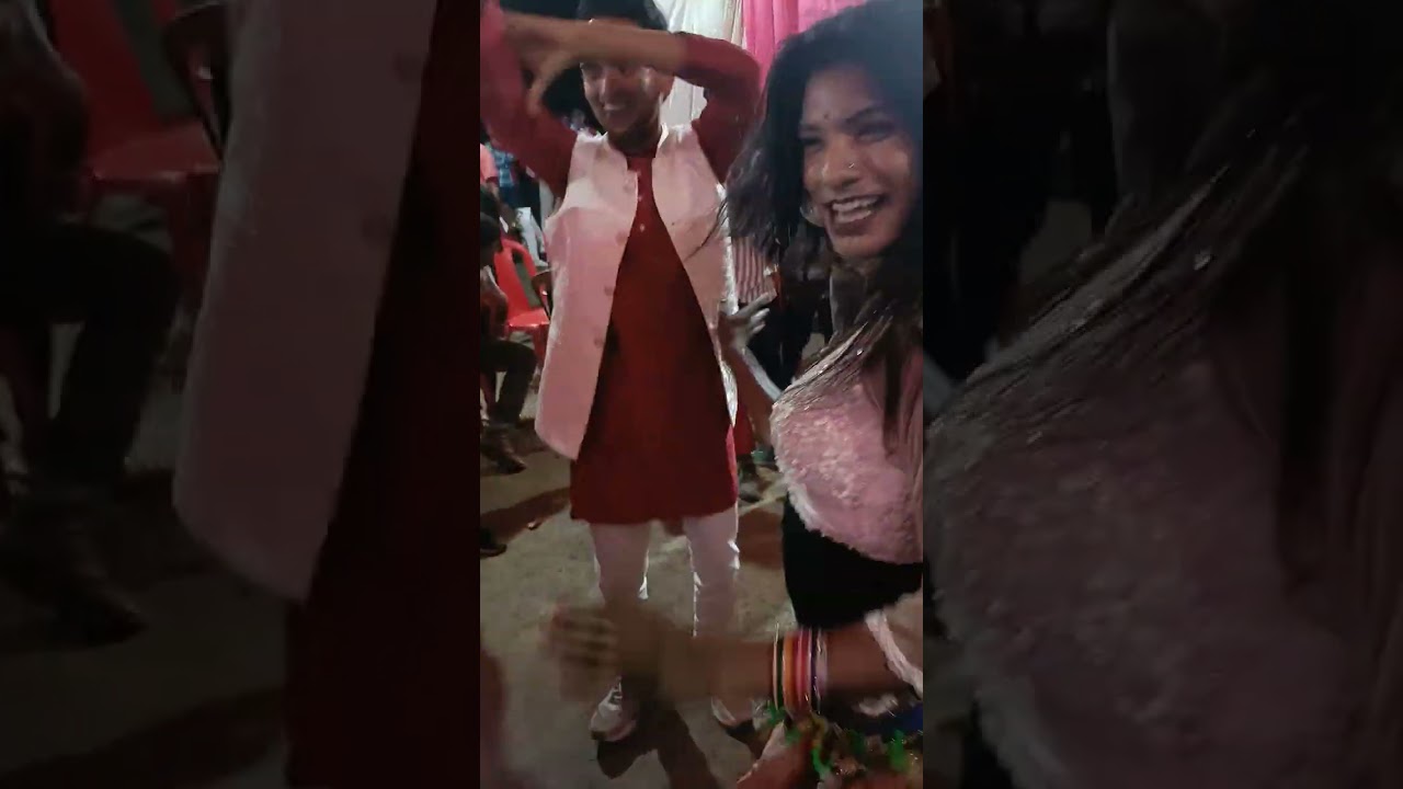 sadi me Masti karte hue