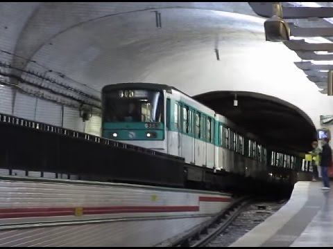 metro mirabeau station paris unique line