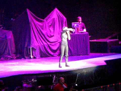 Jasmine Villegas - Jealous (Live at Justin Bieber Concert, November 14th)