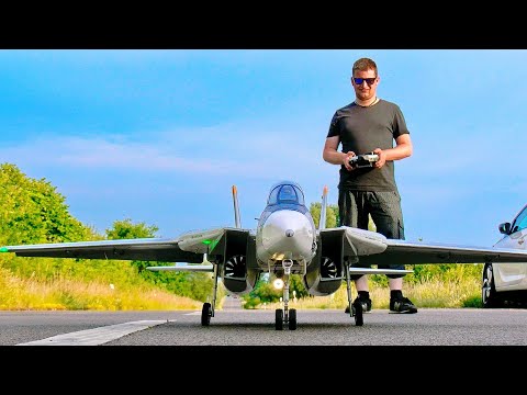 WOW !!! STUNNING !!! RC JET F 14 TOMCAT - SCALE MODEL EDF ELECTRIC MODEL JET - FLIGHT DEMONSTRATION