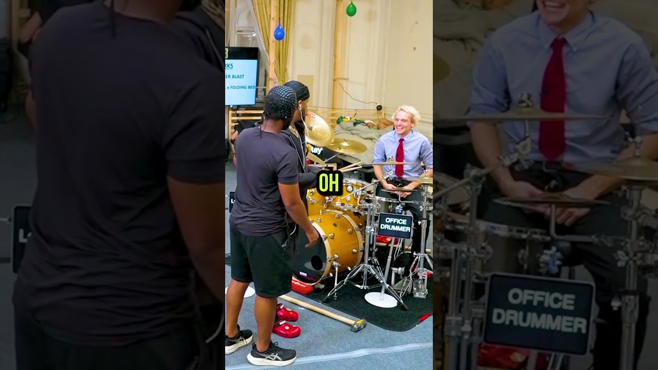 Барабанщик расчувствовался после того, как Linkin Park подарили ему барабанные палочки! ❤️🥺