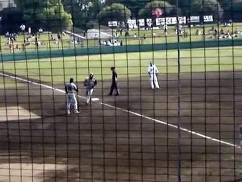 080429中田翔　詰まったライトフライがホームラン！（対湘南戦）