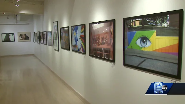 Gallery displays work of artist Reynaldo Hernandez