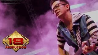 Opening Band - Kekasih Yang Tak Dianggap (Live Konser Tanggerang 29 Januari 2014)