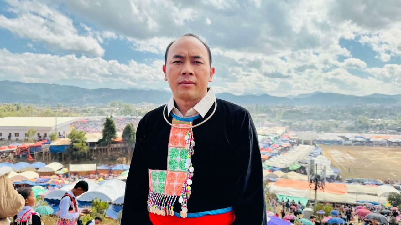 lub neej ciaj dev tag vim tib tug qub hluas nkauj xwb