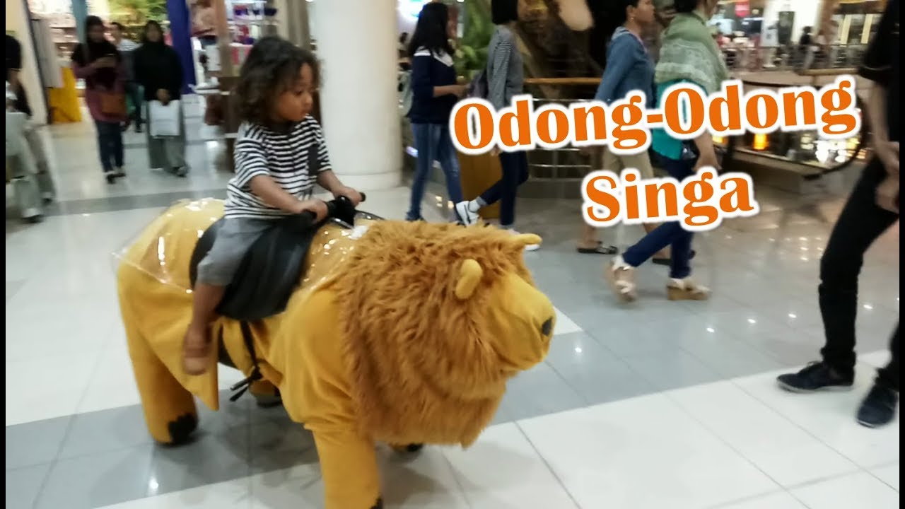 Naik Robot Odong Odong Hewan Singa Lucu Di Mall Youtube