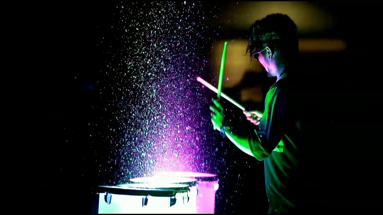 dj with liquiddrums..   hindi song mix