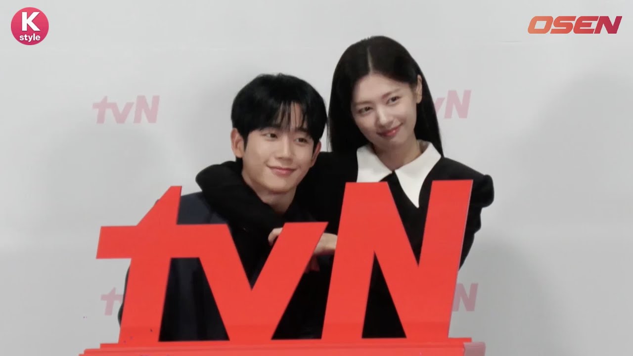 チョン・ヘイン＆チョン・ソミン主演！新ドラマ「となりのMr.パーフェクト」制作発表会のフォトタイムをお届け