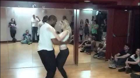 Leo Neves & Becky Neves Zouk In Paris / Body movement