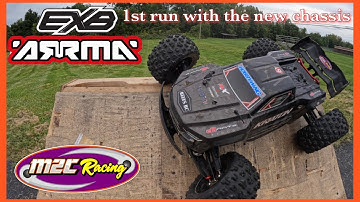 ARRMA KRATON EXB YOU GOTTA SEE THIS 1st run with the M2C chassis #rccar #rcbashing #arrmarc #bigair
