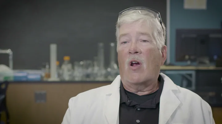 Thompson Professor: Randall Duncan, PhD