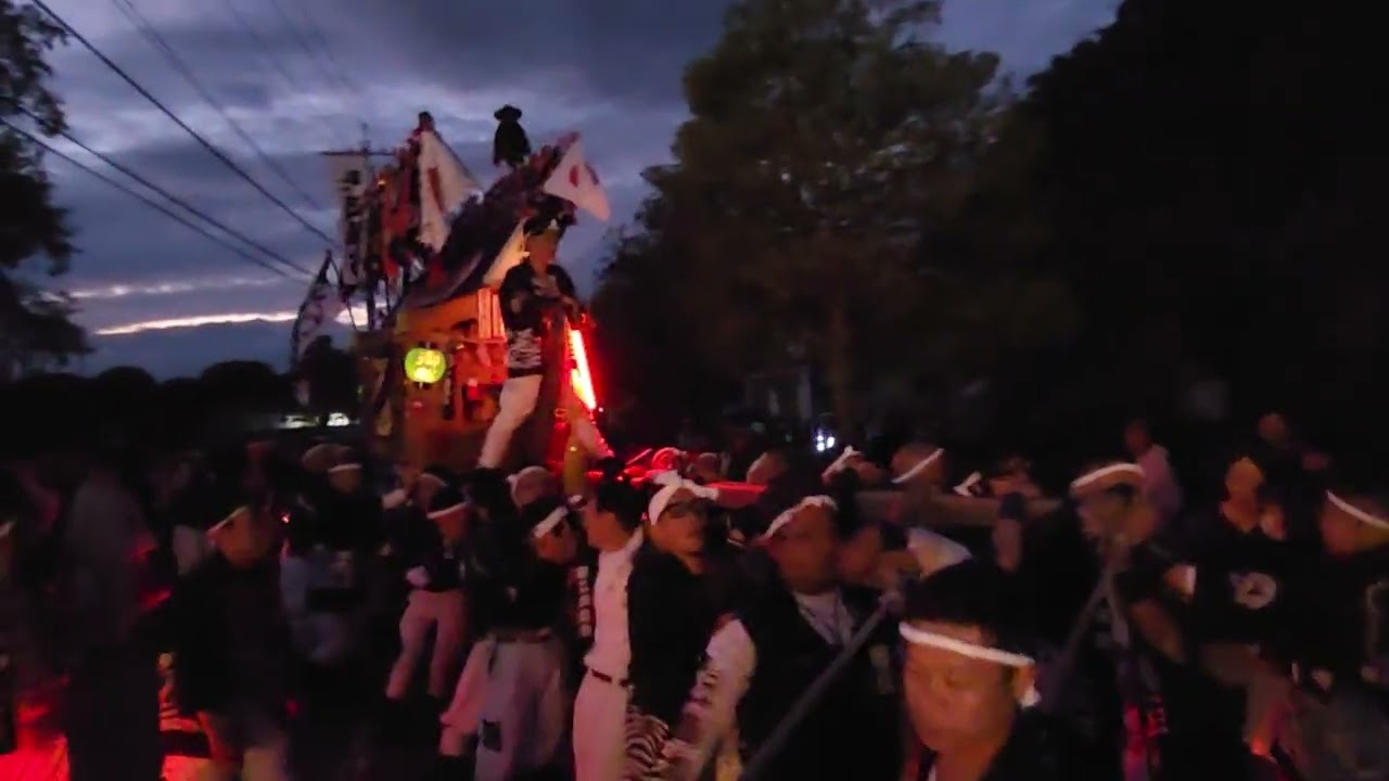 2025年乙島祭り 日曜日 夜 水玉下から階段まで