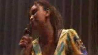 Nur Amiko – Mary-Jane Gaspard