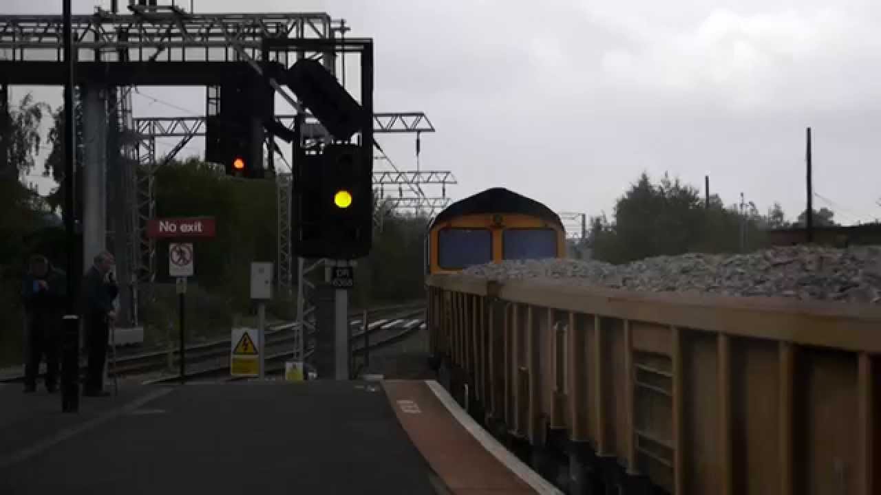 Walsall railway station - GB Railfreight - 66724