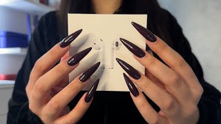 : ASMR - tapping & scratching on random items !