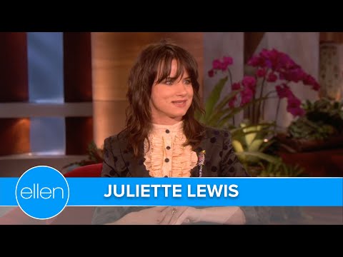 Juliette Lewis Picture Perfect Kiss from Clint Eastwood (Season 7)