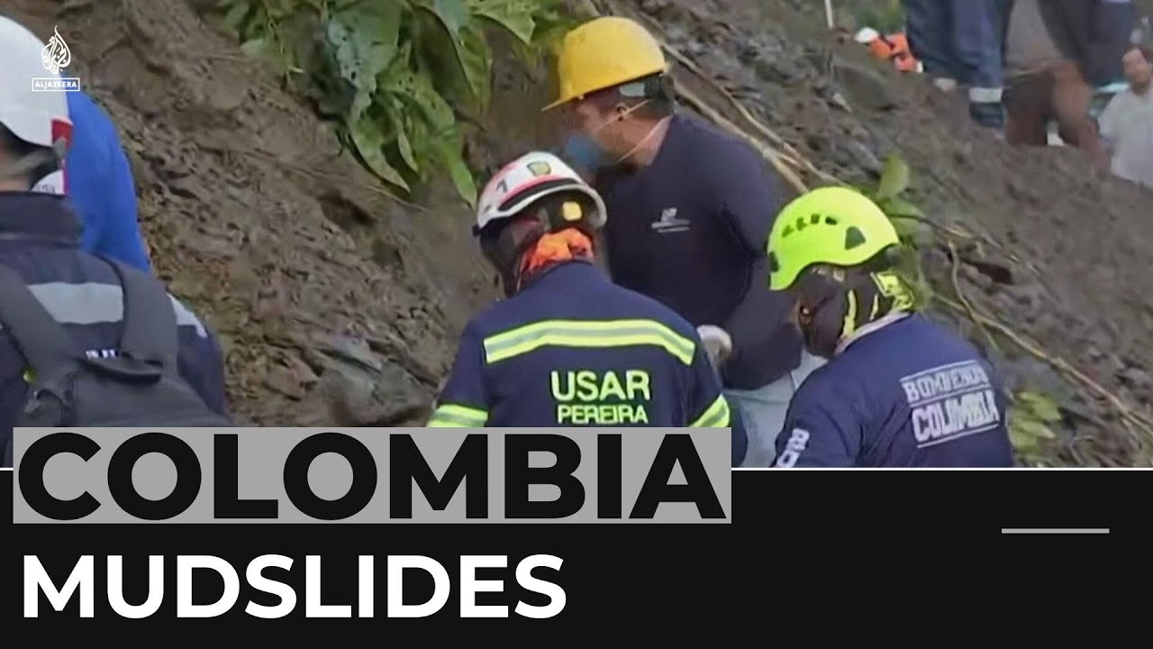 لقي 27 شخصاً على الأقل مصرعهم في انهيار أرضي في كولومبيا دفن حافلة