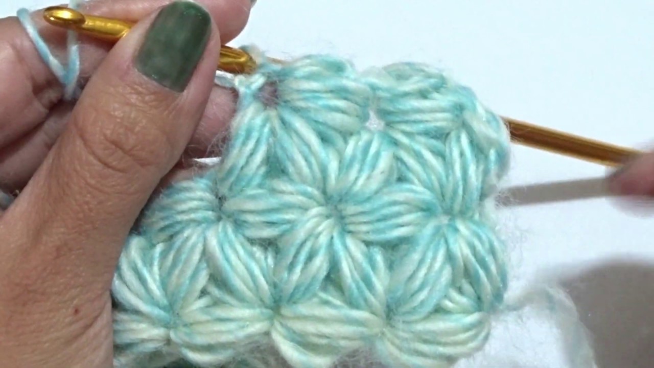 CUELLO ESPONJOSO EN PUNTO JAZMÍN A CROCHET