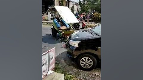 kuda mati ditabrak kasihan banget