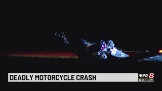 2 dead in northeast side motorcycle crash