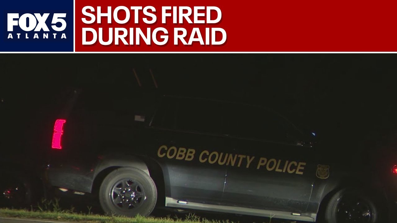 SWAT standoff, shots fired in Cobb County | FOX 5 News - YouTube
