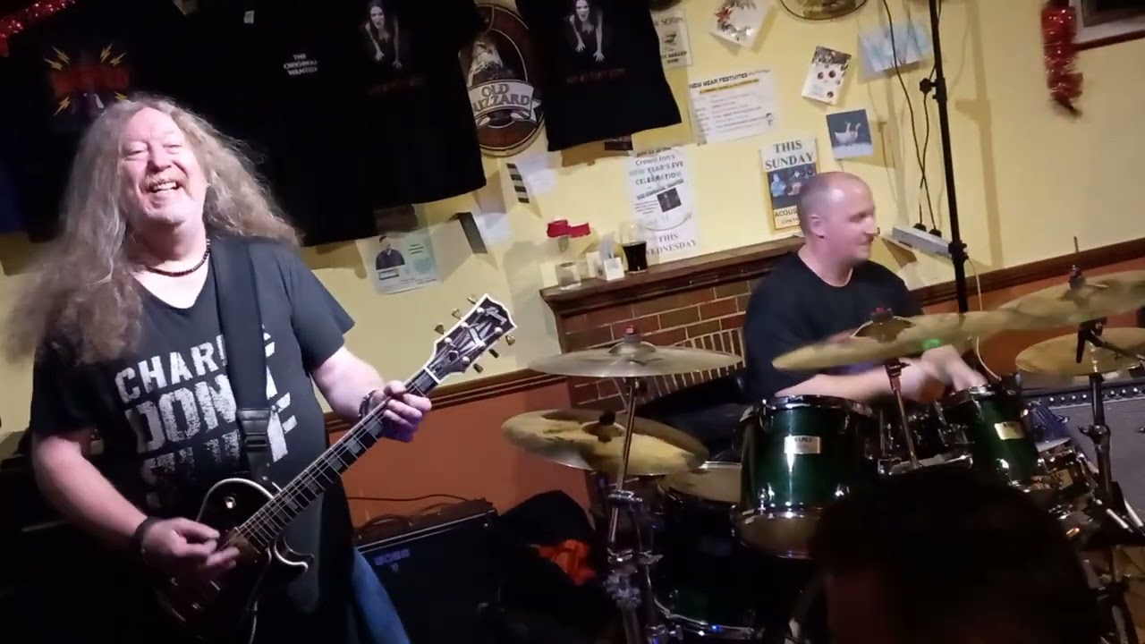 The Original Wanted - Morning Train - Crown Inn, Oakengates - 31-12-2025