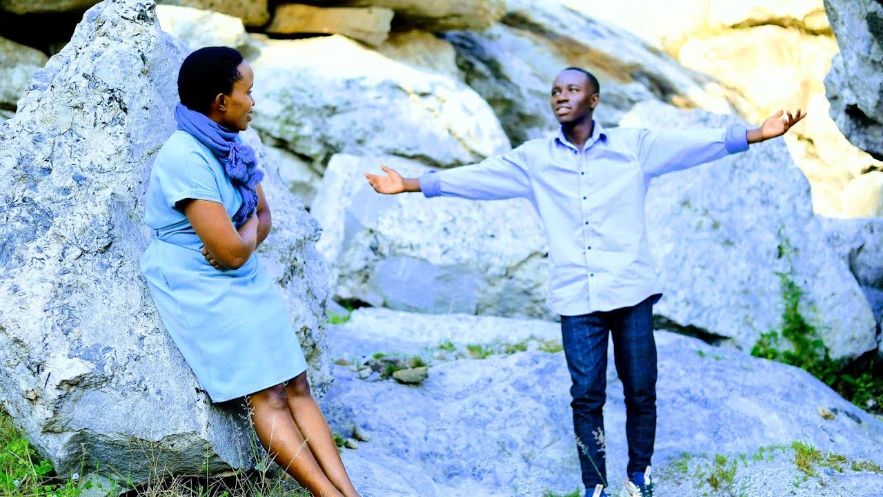 URUGENDO RWANJYE EP3( Yesu Arakora, worshiping and praising God 🙌)