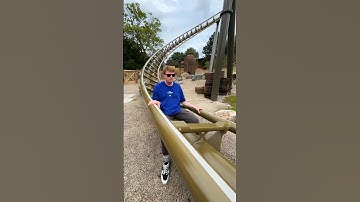 This is NOT how you ride a rollercoaster… 😭 #rollercoaster #crazy #new