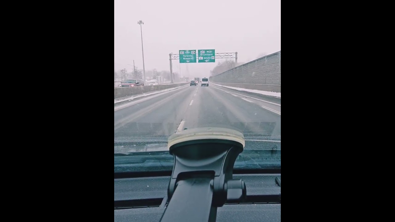 Driving to work in snow- - Toronto Canada 2025 12 14