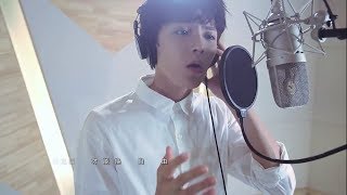 Video thumbnail of "[MV] 侯明昊Neo《寒武纪》主题曲《脸谱》[ENG SUB]"