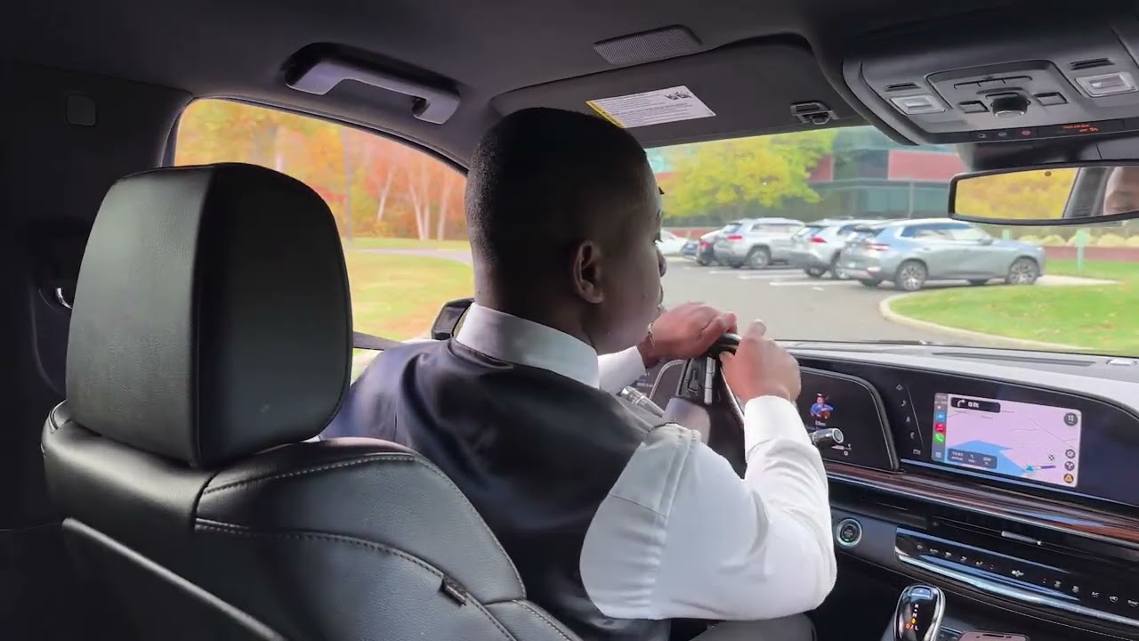 luxury transportation in Connecticut, Wood Black Car Service sets the standard