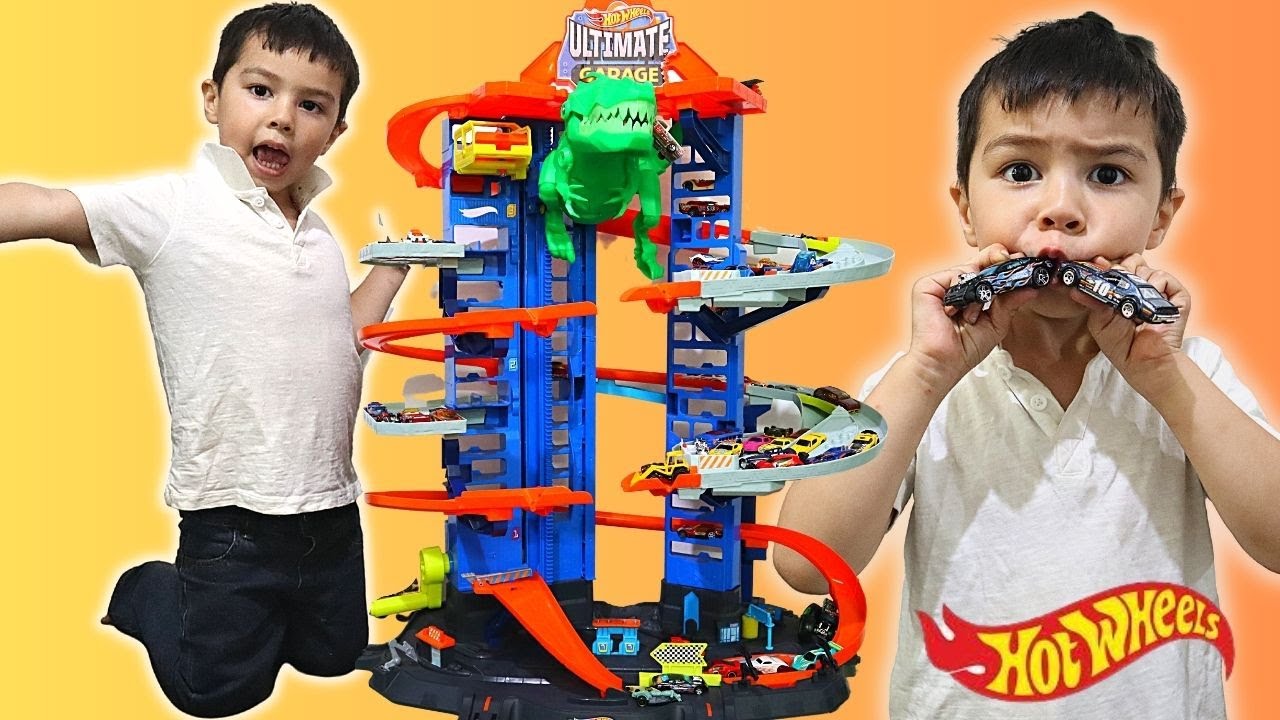 Pretend Play With Ultimate Garage Hot wheels Toy Cars Kid Pretend