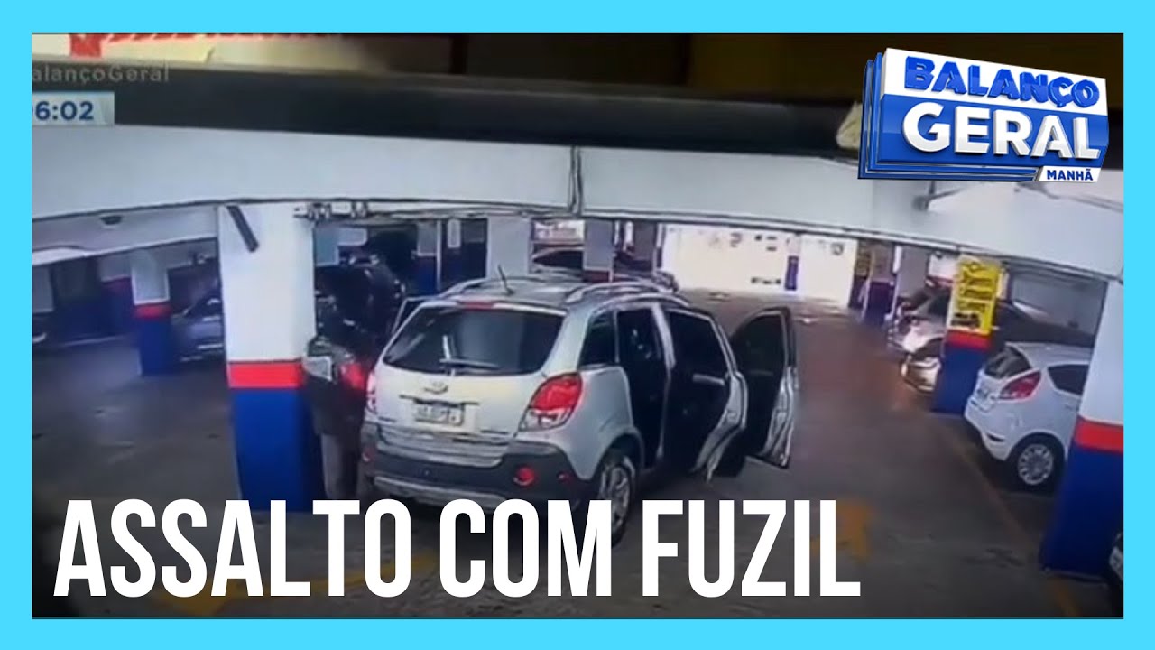 Quadrilha usa fuzil e rouba R$ 300 mil de carro-forte em mercado de SP