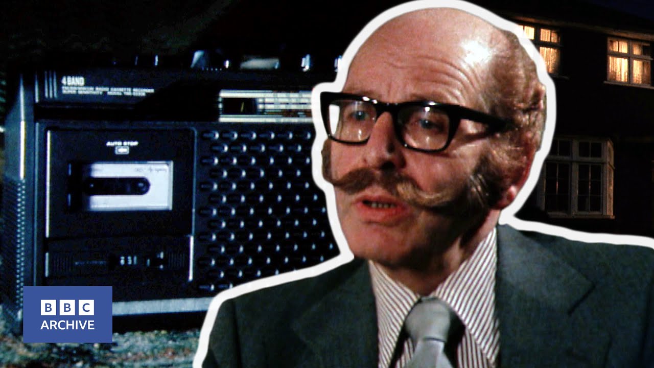 1977: The ENFIELD POLTERGEIST | Nationwide | Weird and Wonderful | BBC Archive