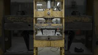 hydrollic pressure radio 📻🔘📻