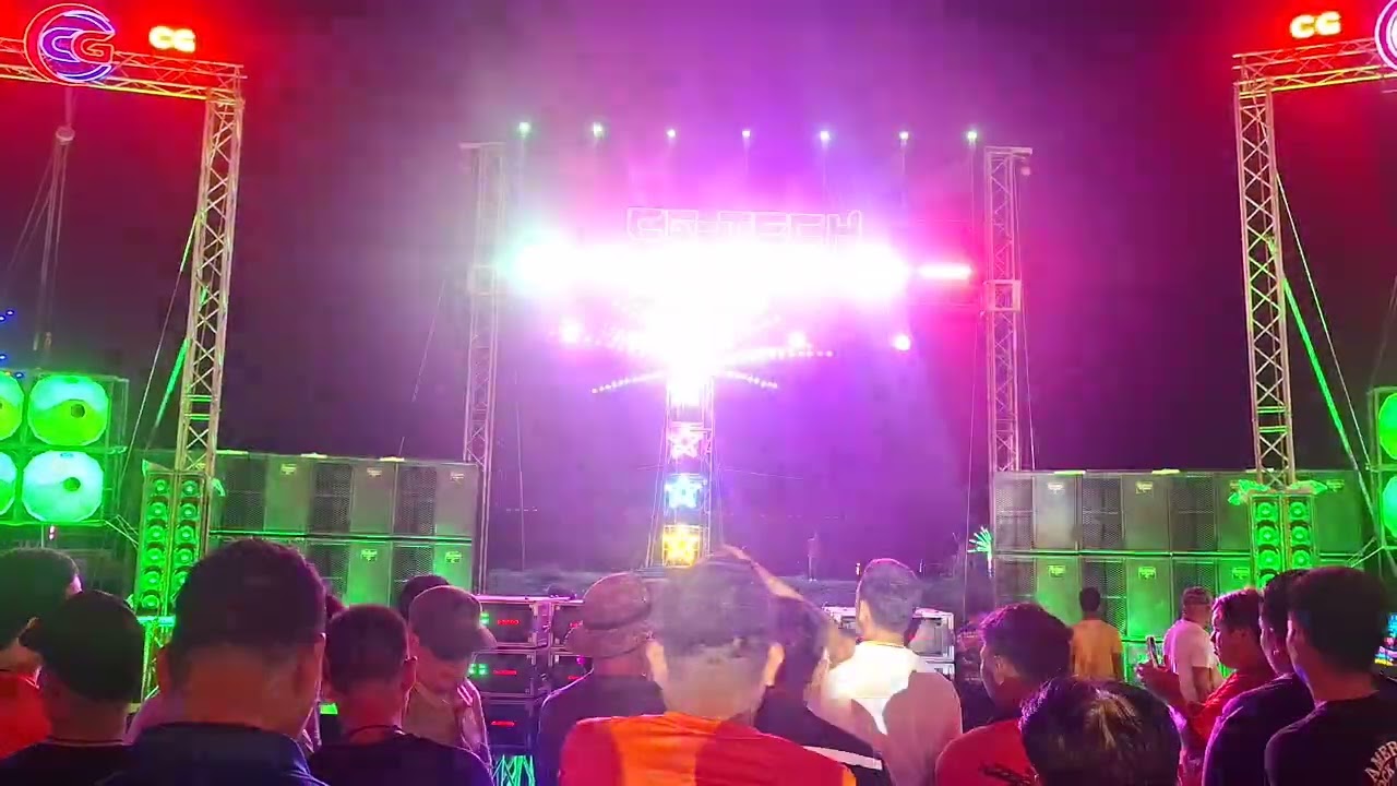 หนังกลางแปลง ซีจี เทค ทีม อุปกรณ์ 24/8/8 ระบบเสียง ซีจี เทค สำนักงานฤทัย วอร์เทค เพลงลูกทุ่งงานบวช