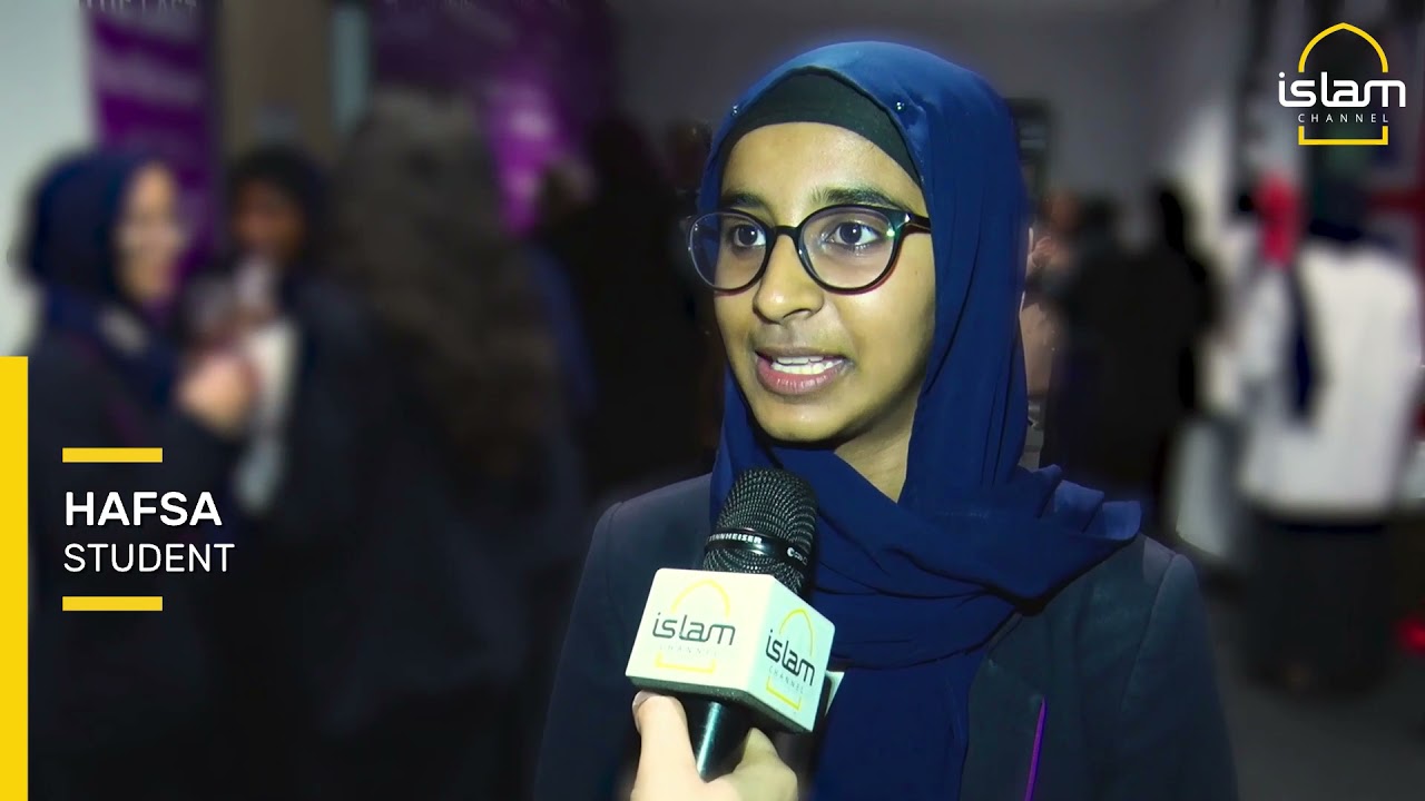 Muslim schoolgirls uncover family stories of WW2 soldiers