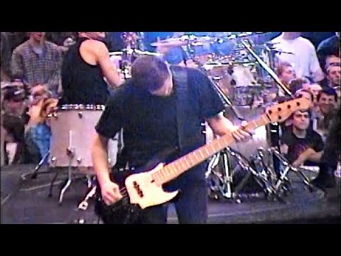 Metallica - Live in Moline, IL, USA (1997) [720p60fps Upscale]