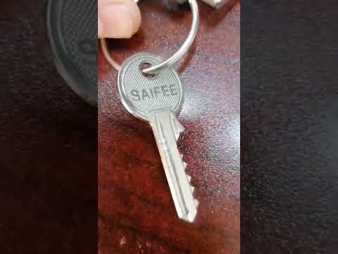 مفتاح مفاتيح ميدالية